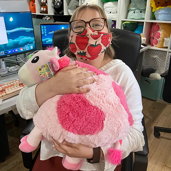 Squishable Strawberry Cow - Image 4